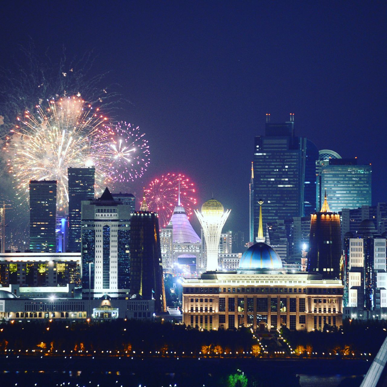 استانا كۇنىنە ارنالعان وتشاشۋ (ۆيدەو)