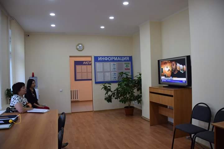 وسكەمەن اكىمدىگى تۇرعىنداردى جايلى بولمەدە قابىلدايدى