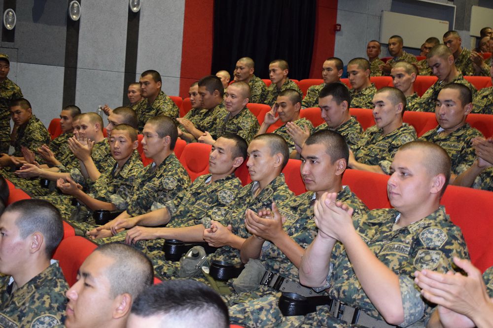 ۇلتتىق ۇلانعا تەگىن فيلم ۇسىنىلدى