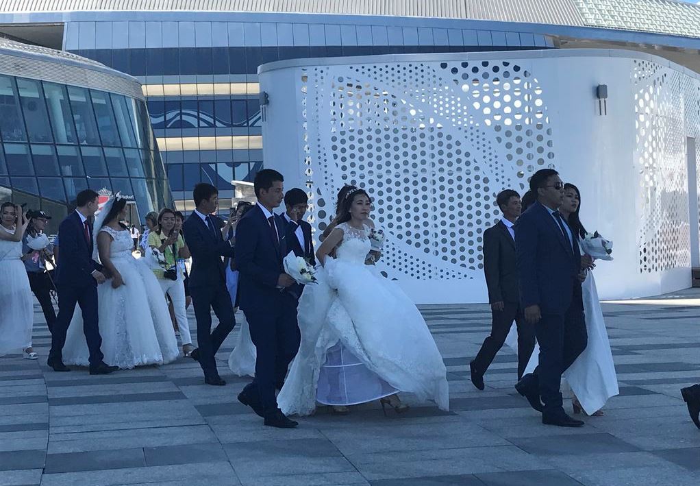 40 جۇپ جاس جۇباي ەكسپو-نى ارالادى