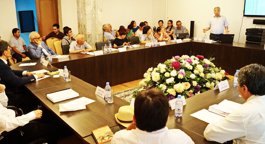 ۇلتتىق الىپبيگە كوشۋ جايى تالقىلاندى