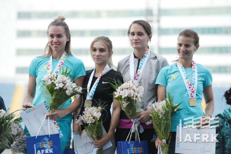 ۆيكتوريا زيابكينا – سارى قۇرلىقتىڭ ءۇش دۇركىن ۇزدىگى