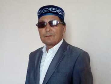 «اق سەركەش مارقۇمنىڭ «ارۋاعىنا...» نەمەسە كارى جەزدەنىڭ كەشىرىمى