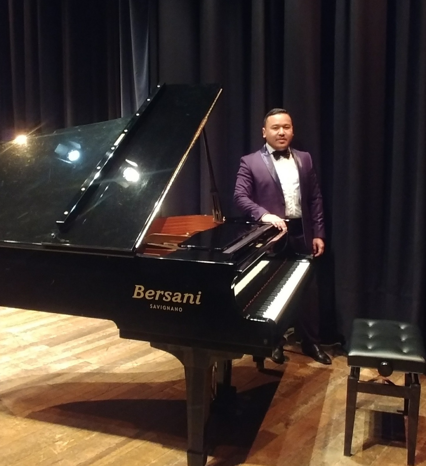 قازاقستاندىق تەنور يتاليادان جۇلدەلى ورالدى