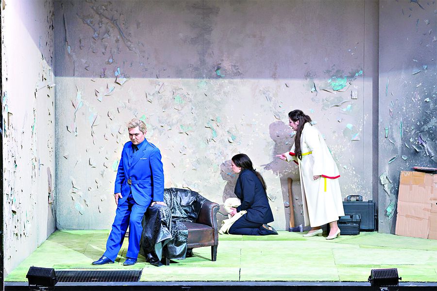 اۆستريادا – پولليون,  استانادا – تولەگەن