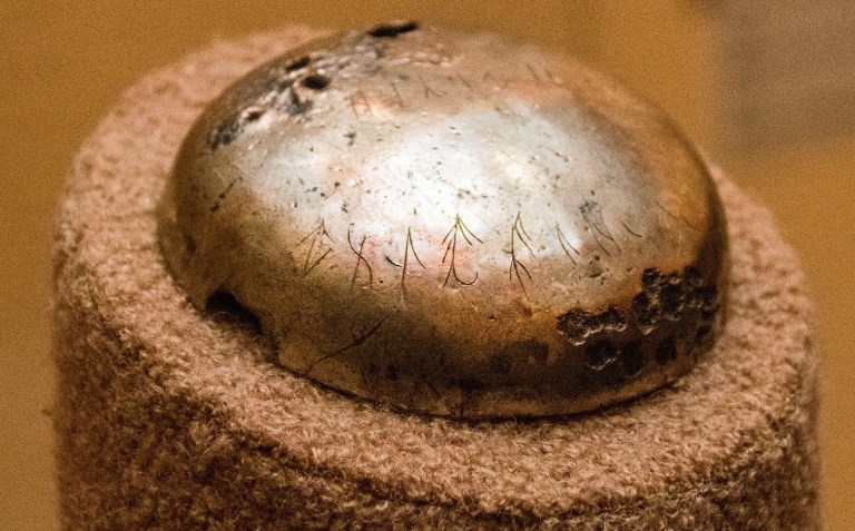 كۇمىس توستاعان