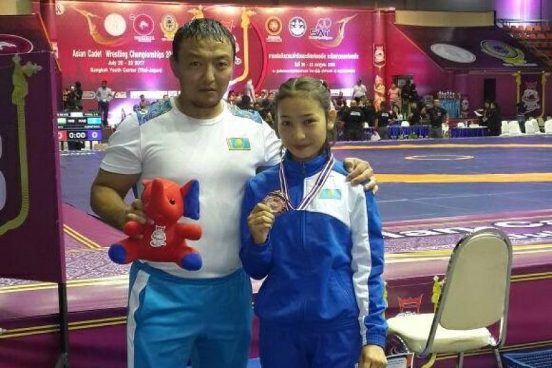 قازاقستاندىق پالۋان ازيا چەمپيوناتىندا كۇمىس جۇلدەگەر اتاندى