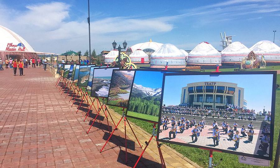 استانادا شىعىس قازاقستاننىڭ مادەني كۇندەرى ءوتىپ جاتىر