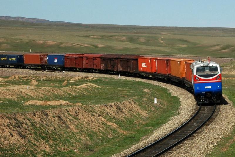 تەمىر جول بويىنا جاڭا قورشاۋلار ورناتىلدى