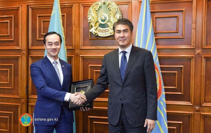 استانا سينگاپۋرمەن ستراتەگيالىق ارىپتەستىكتى نىعايتۋدا