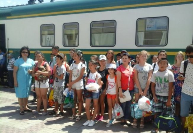 تارازدىق 115 وقۋشى ەكسپو كورمەسىن تاماشالاۋعا اتتاندى