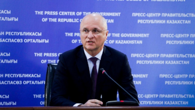 قۇرىق پورتىنداعى پاروم كەشەنىنىڭ وتكىزۋ قابىلەتى ارتادى – رومان سكليار