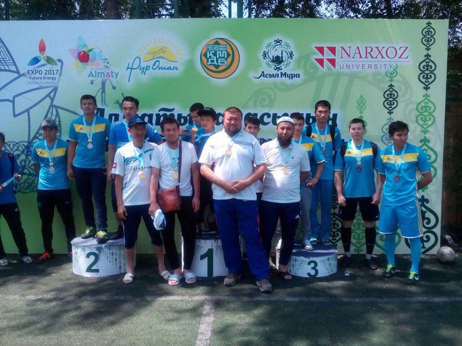 جاماعات دوپ تەبۋدەن جارىسادى