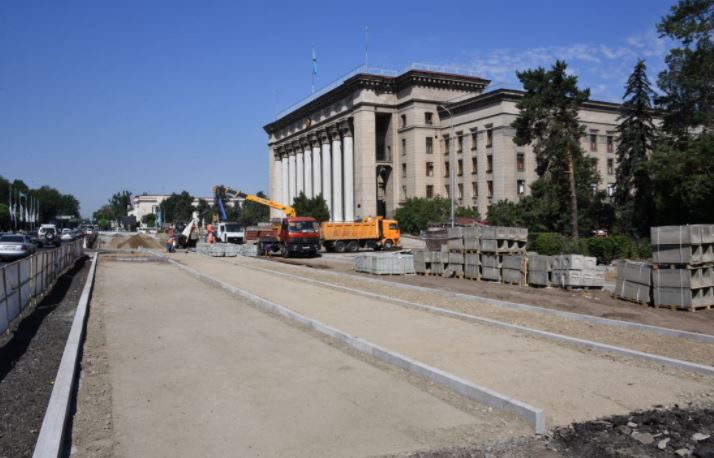 الماتى قالاسىنىڭ اكىمى اباتتاندىرۋ جۇمىسىن ۋاقىتىندا اياقتاۋدى تاپسىردى