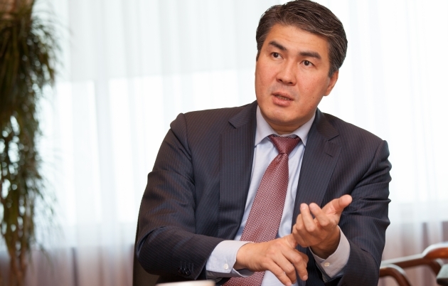 اسەت يسەكەشوۆ باسشىلارعا قوعامدىق كولىكپەن ءجۇرۋدى تاپسىردى