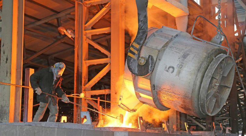 ساعىنتاەۆ قاراعاندىداعى مەتاللۋرگيالىق زاۋىتتى ارالادى