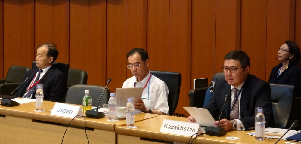 توكيودا قازاقستاننىڭ انتيادرولىق باستامالارىنىڭ تانىستىرىلىمى ءوتتى