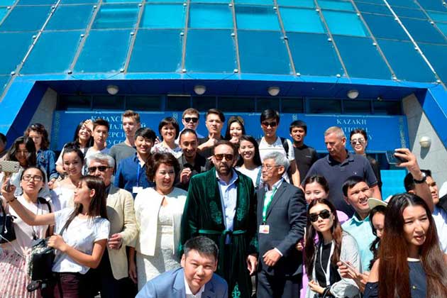 «قازاق ەلى» انيماتسيالىق ءفيلمى حالىقارالىق بايقاۋدا ۇزدىك اتاندى