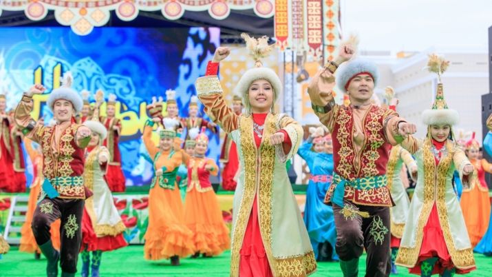 استانادا باتىس قازاقستان وبلىسىنىڭ مادەنيەت كۇندەرى باستالدى