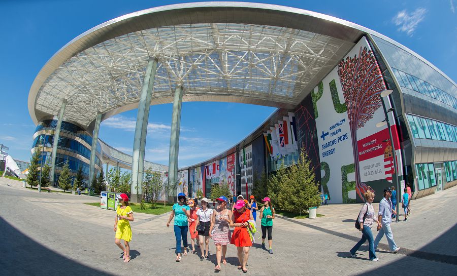 ەكسپو كورمەسىنە كەلۋشىلەر ەكى ميلليونعا جۋىقتادى