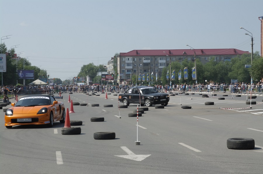 پەتروپاۆلدا كولىكپەن جىلدام مانەرلەپ ءجۇرۋ جارىسى ءوتتى