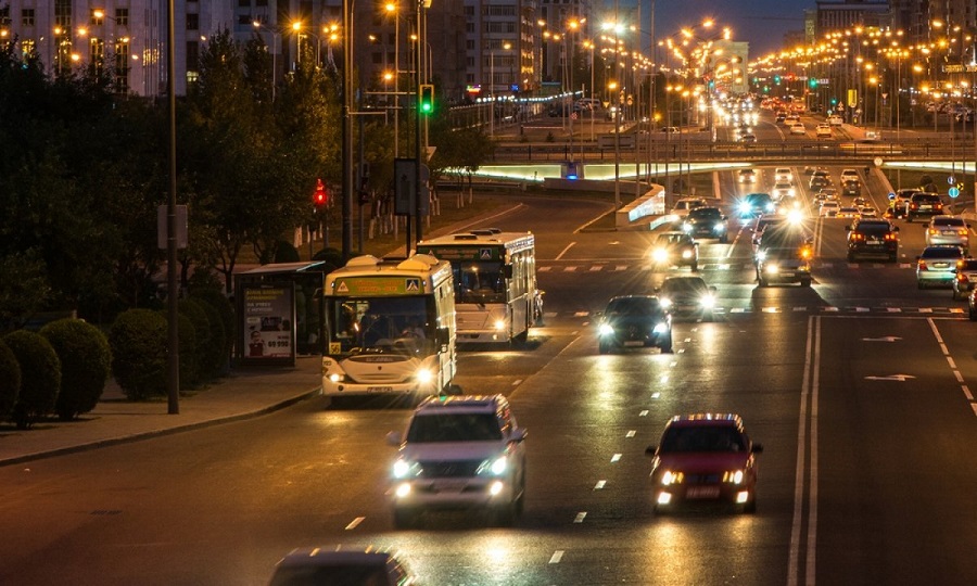 ەلوردادا ەكى اۆتوبۋستىڭ ءجۇرۋ باعىتى ۇزارتىلدى