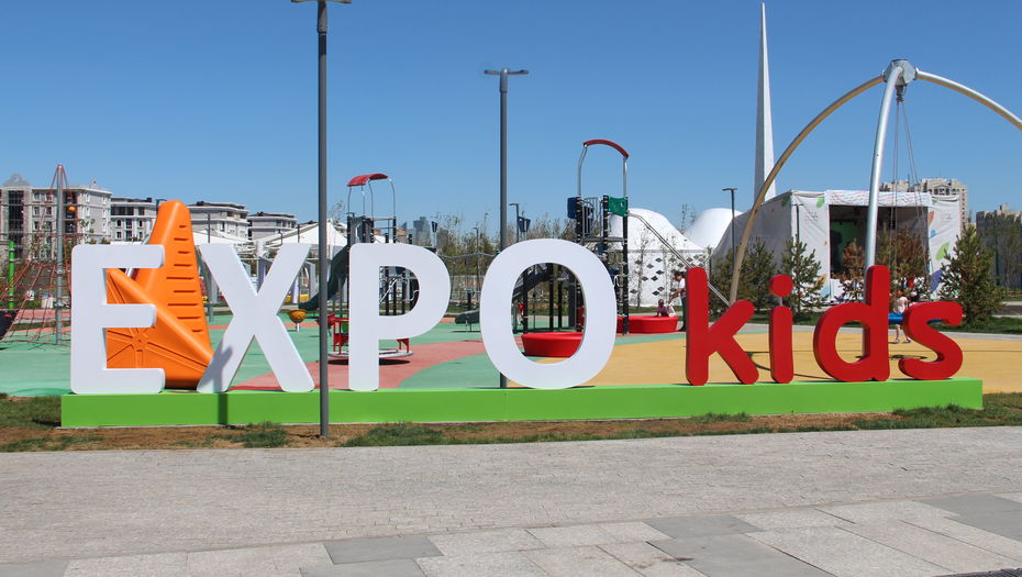 اقكول بالالار ءۇيى Cirque du Soleil-دە قوناقتا