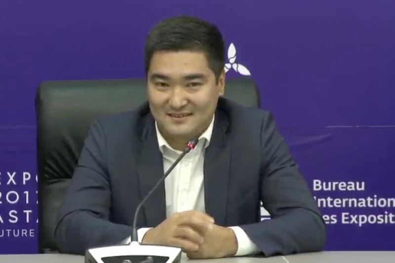 «ەكسپو-2017» كورمەسىنىڭ ەكى ميلليونىنشى تاماشالۋشىسى - ورالدىق ازامات