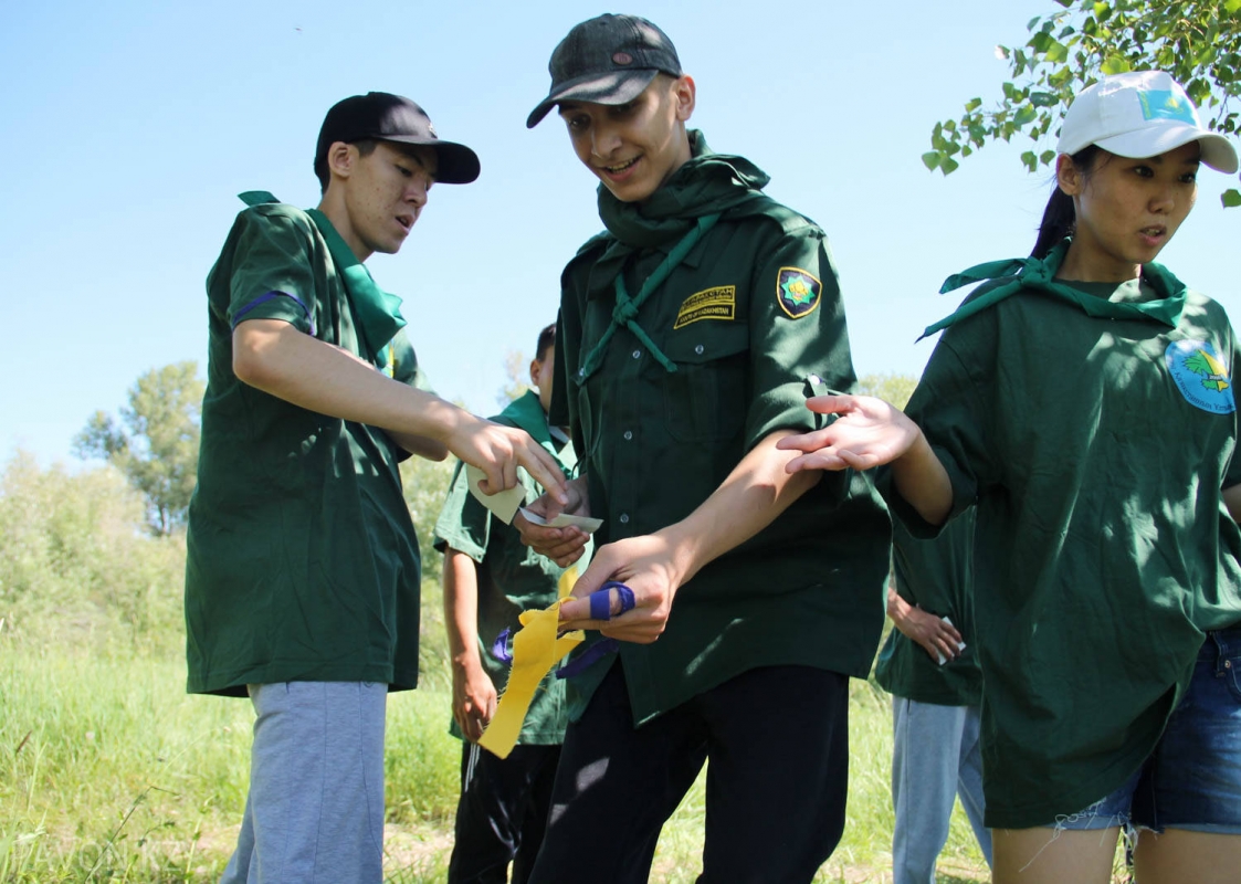 ارناسايدا سكاۋتتار سلەتى وتەدى