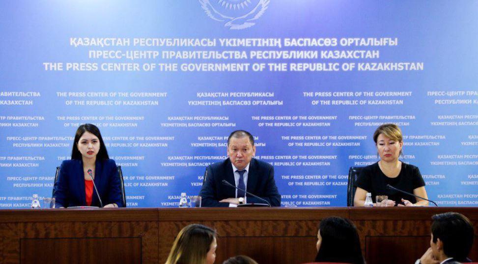 ەلىمىزدە بەس جارىم جىل ىشىندە 99 ملرد تەڭگە شاعىن نەسيە تۇرىندە بەرىلدى