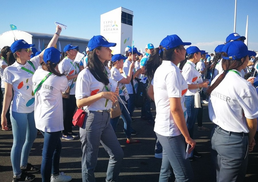 ەڭبەگى ەلەنگەن ەرىكتىلەر