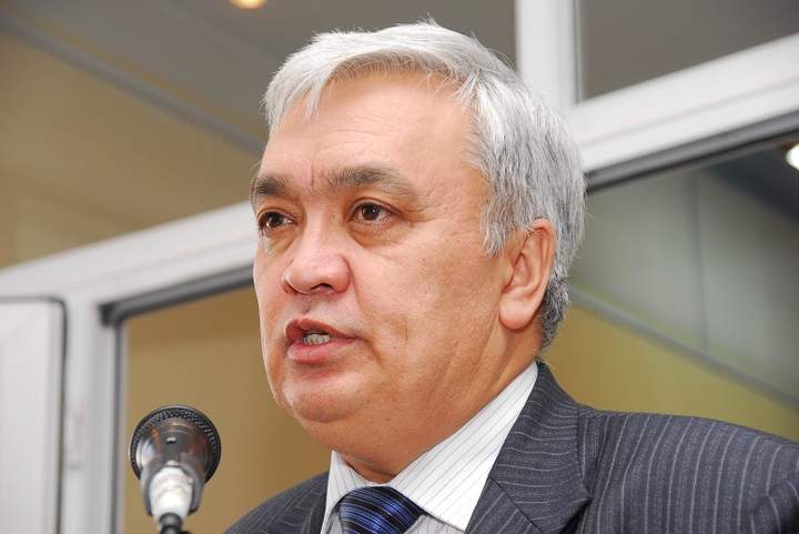 الەۋمەتتىك ماسەلەلەر اركەز باستى نازاردا