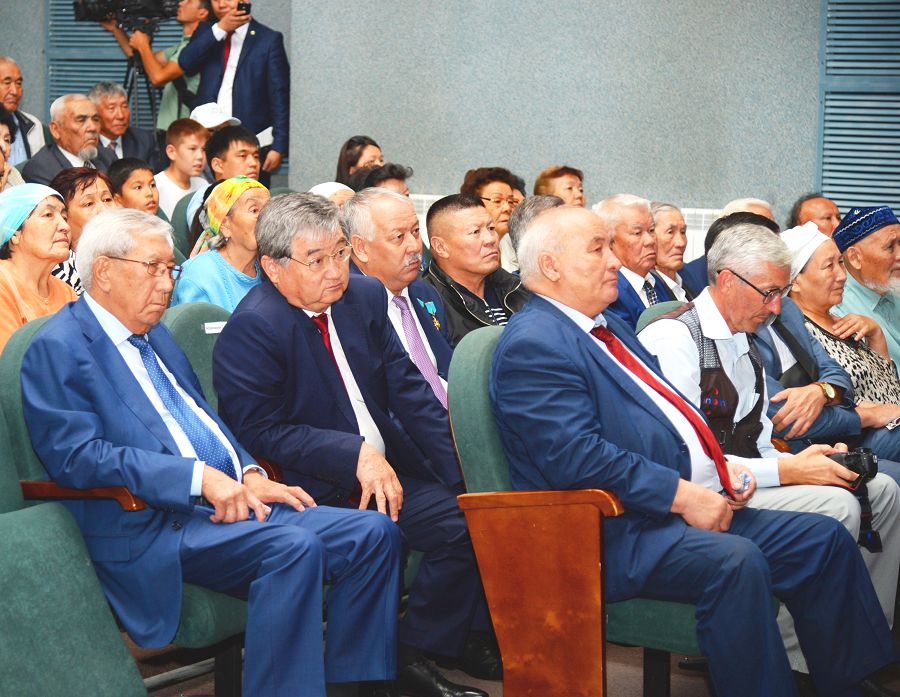 استانادا يران عايىپتىڭ «قورقىت» سپەكتاكلى قويىلدى