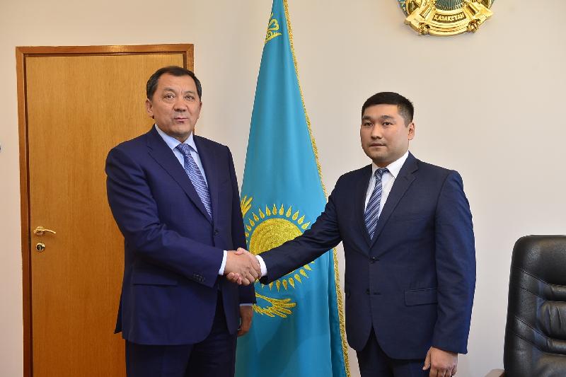 اتىراۋ وبلىسى اكىمدىگىندە باسقارما باسشىلارى اۋىستى