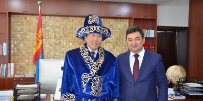 موڭعوليانىڭ مادەنيەت ءمينيسترى تۇركى اكادەمياسىنىڭ جۇمىسىنا قولداۋ كورسەتۋگە ءازىر