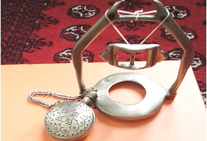 قۇپيا سىرلى ۇزەڭگى