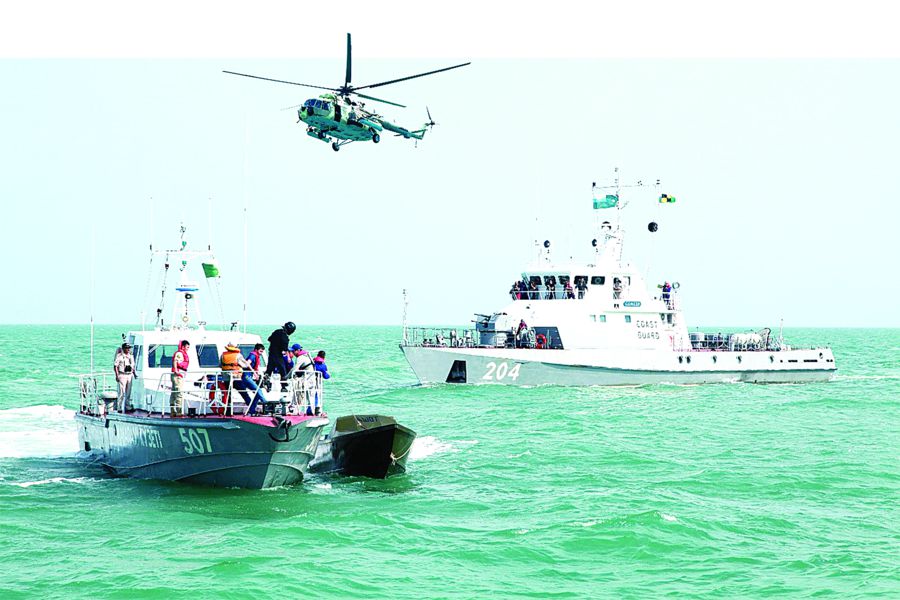 شەكاراشىلار وتان كۇزەتىندە شىڭدالادى