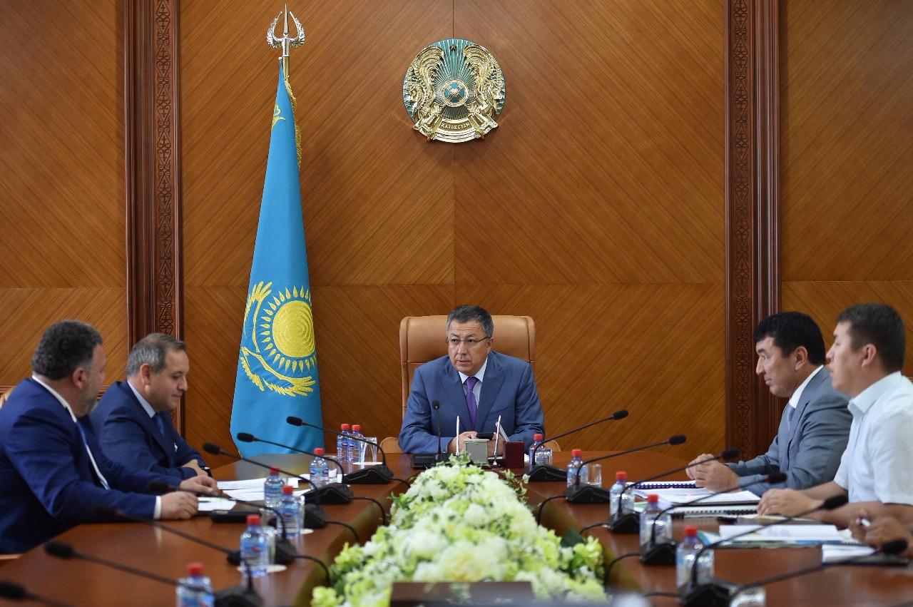 وقو-دا وگەم وزەنىنەن تازا سۋ الۋ جۇمىستارى باستالدى