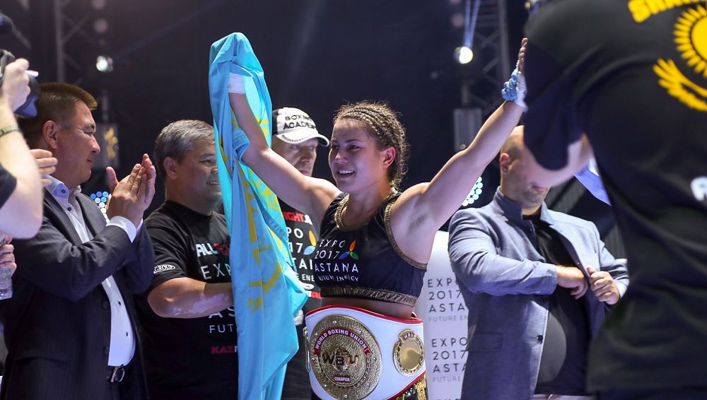 فيرۋزا ءشارىپوۆا – الەم چەمپيونى