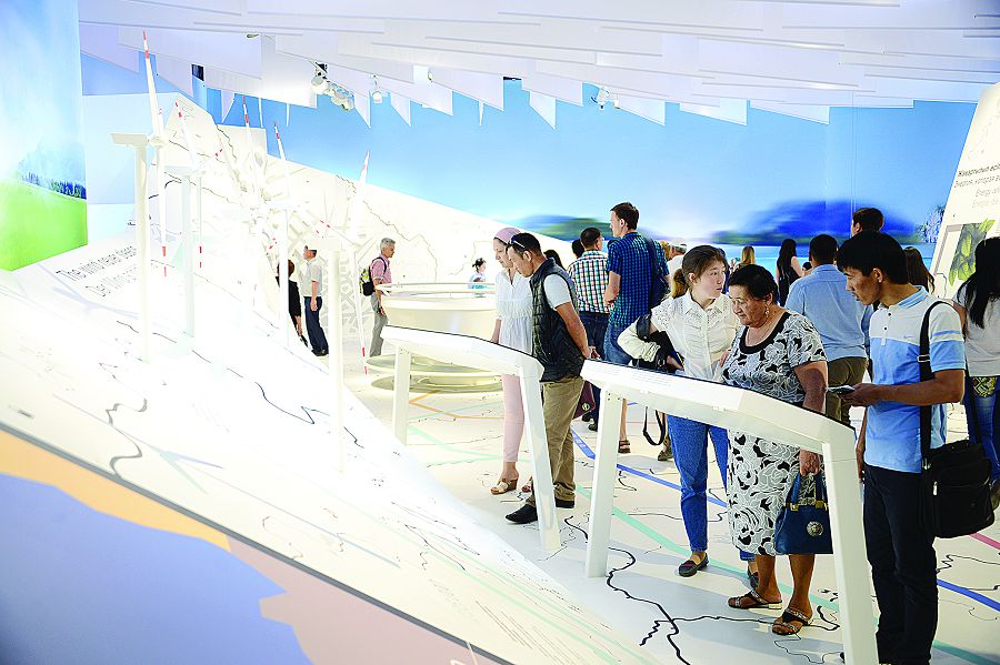 كەشە مەكسيكا ۇلتتىق كۇنىن اتاپ ءوتتى (ەكسپو جاڭالىقتارى)