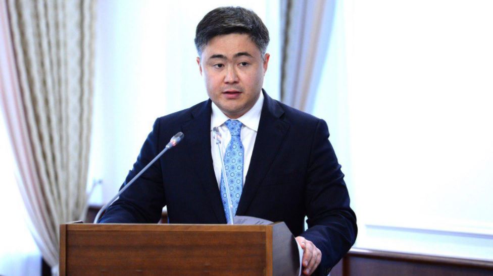 ۇكىمەتتە 2018–2020 جىلدارعا ارنالعان بيۋدجەتتىك پارامەترلەر مەن ۇلتتىق قور بولجامى قارالدى