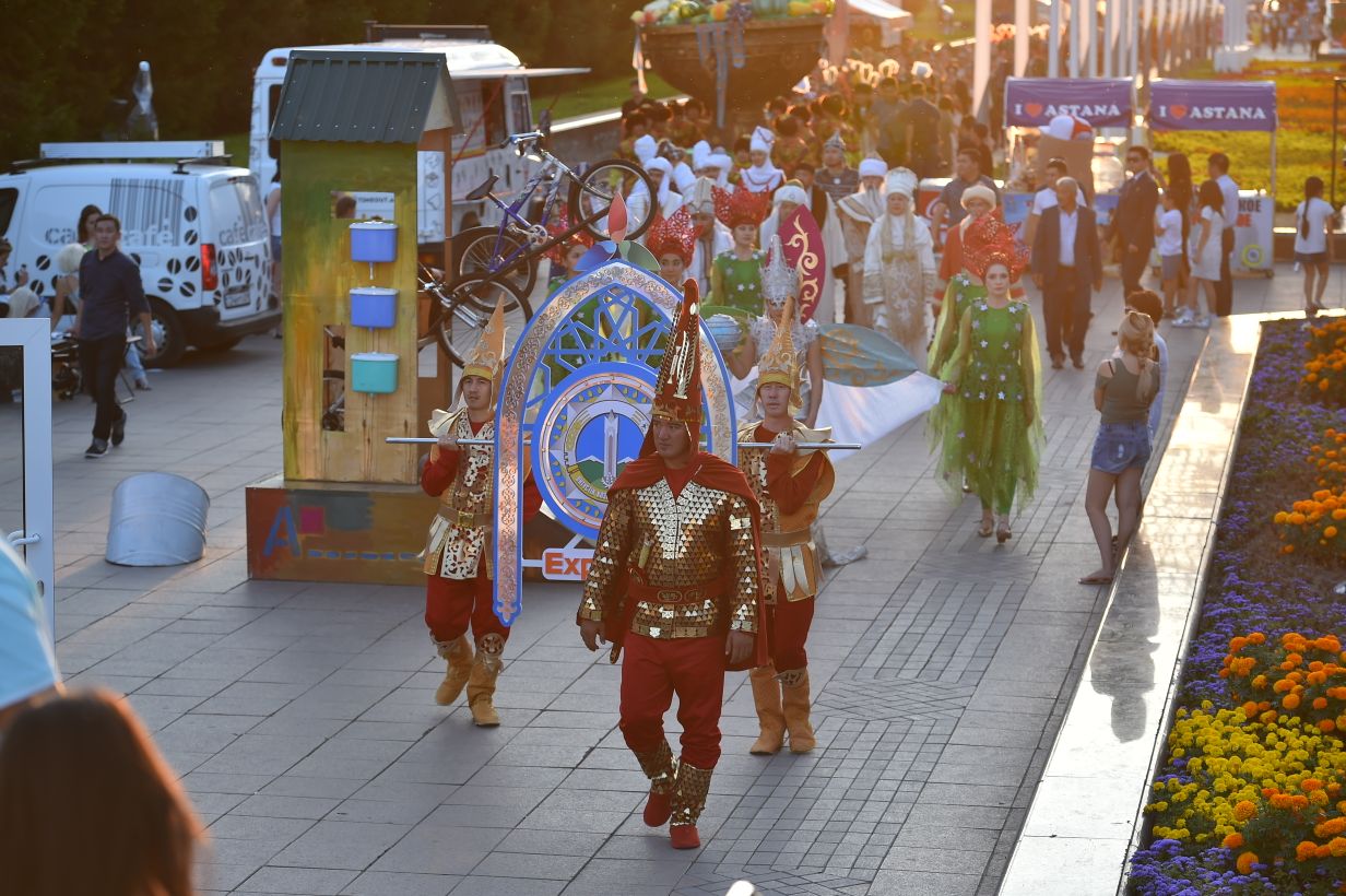 استانانىڭ باس كوشەلەرىمەن ونەر كەرۋەنى ءجۇرىپ ءوتتى