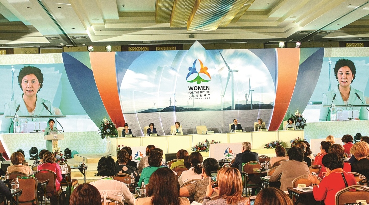 ايەلدەر بولاشاقتىڭ ەنەرگياسىن قولدايدى