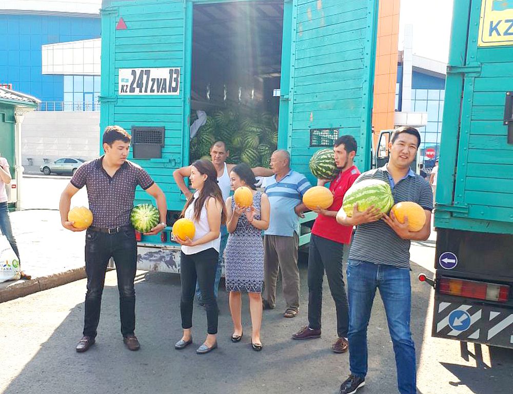 جəرمەڭكەدە ماقتارالدىڭ قاۋىندارى تەگىن تاراتىلدى