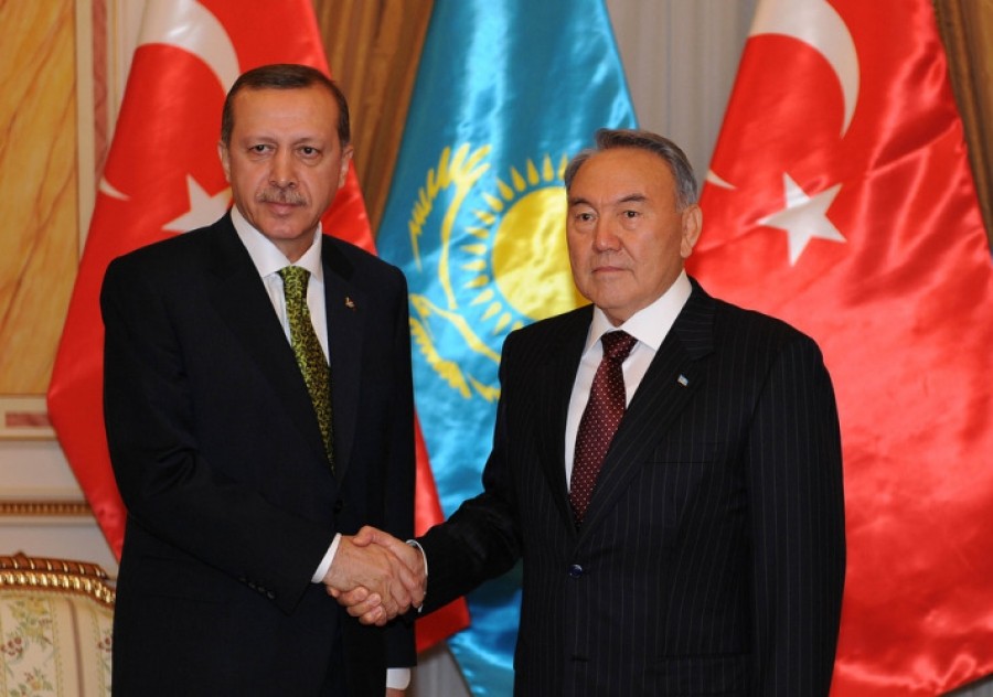پرەزيدەنتتەر قازاقستان-تۇركيا قارىم-قاتىناستارىن ودان ءارى نىعايتۋعا ۋاعدالاستى