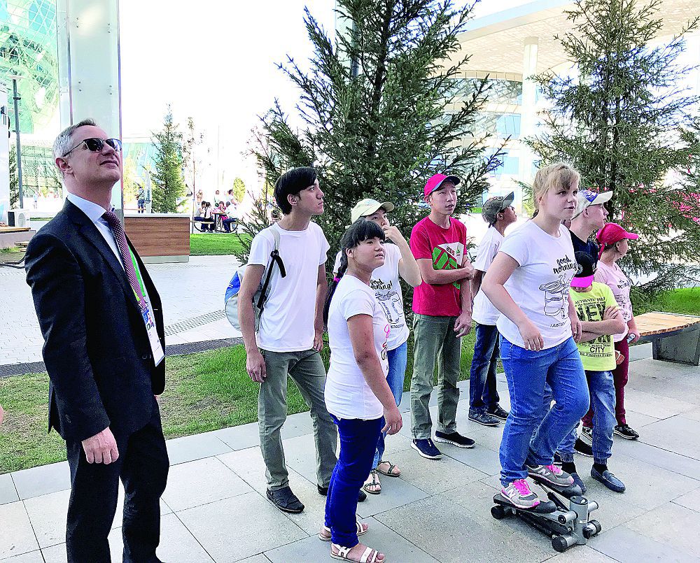 يزرايل ەلشىلىگىنىڭ يگىلىگى