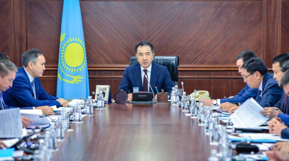 ۇكىمەتتە الەۋمەتتىك سالا نىساندارىنىڭ جىلىتۋ ماۋسىمىنا دايىندىعى تۋرالى باياندالدى
