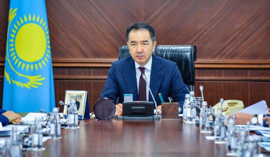 ساعىنتاەۆ مەكتەپتەردىڭ قۇرىلىسىنا تەندەرلەر وتكىزۋ جۇيەسىن قايتا قاراۋدى تاپسىردى