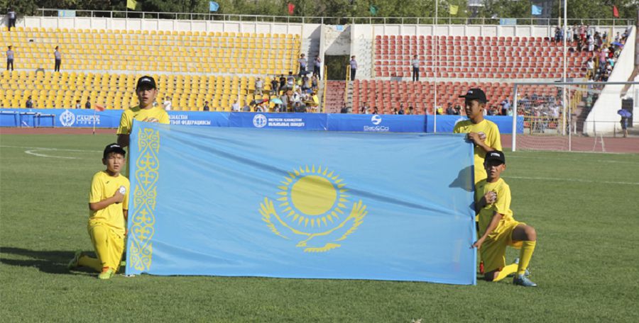 پرەزيدەنت كۋبوگى ءۇشىن كۇش سىناسادى