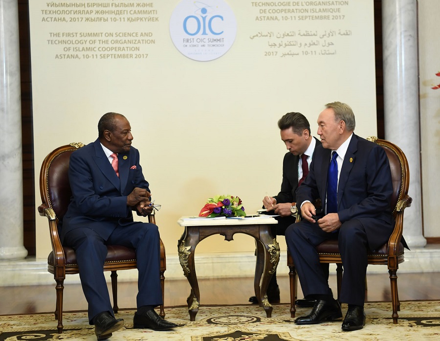 نۇرسۇلتان نازارباەۆ گۆينەيا-بيساۋ رەسپۋبليكاسىنىڭ پرەزيدەنتىمەن كەزدەستى 